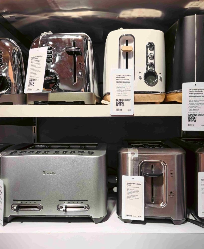 zoshua-colah-uDYtyG_uHkk-unsplash_11zon-scaled